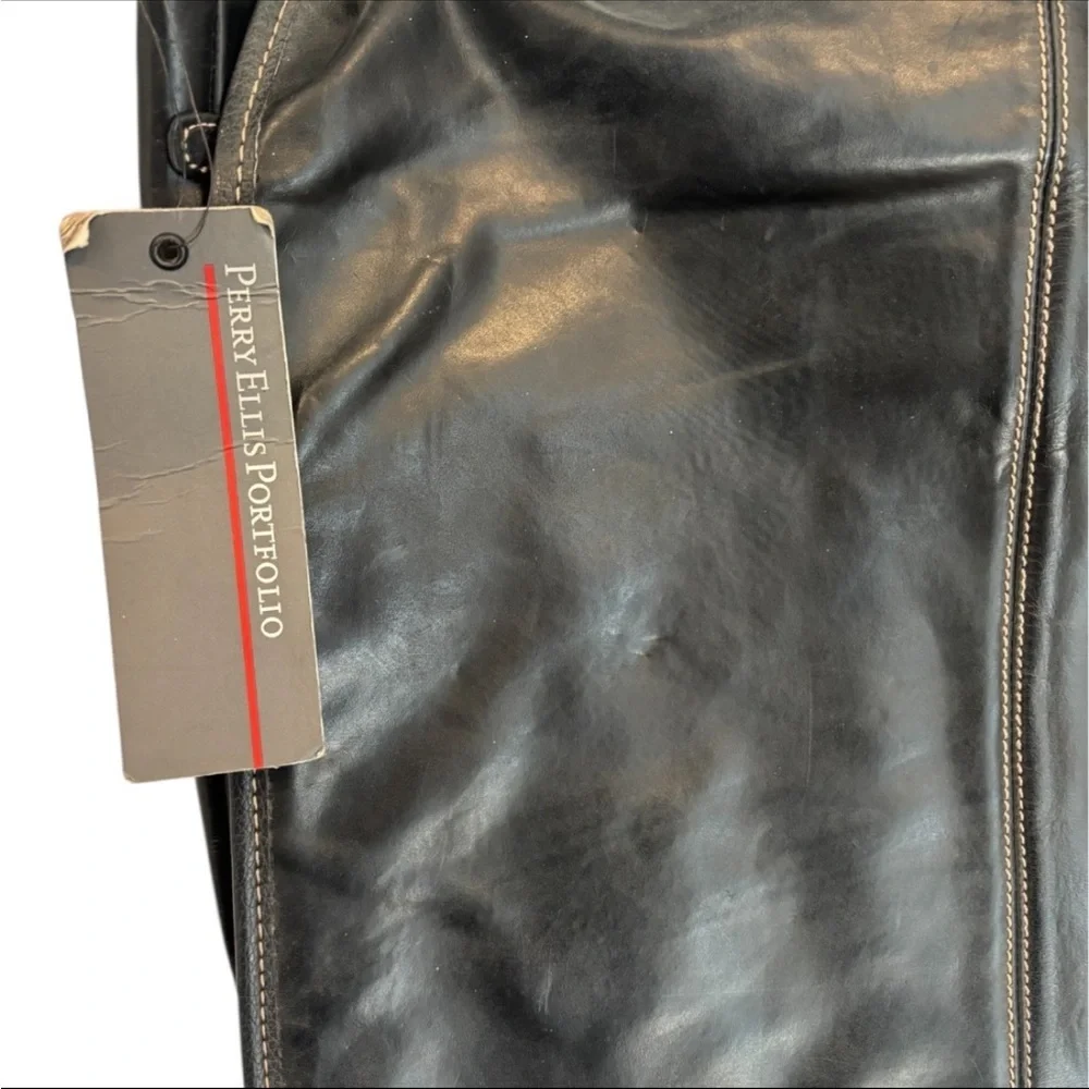 NWT Perry Ellis Portfolio Full Flap Black Leather Adjustable Messenger Bag